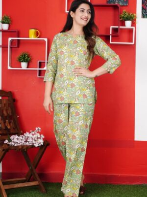 Green night suit set