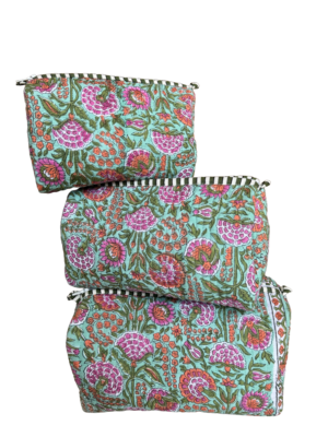 Green floral printed quilted pouch