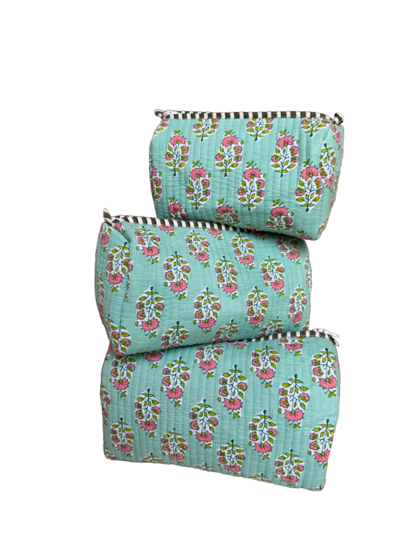 Minty Green quilted pouch