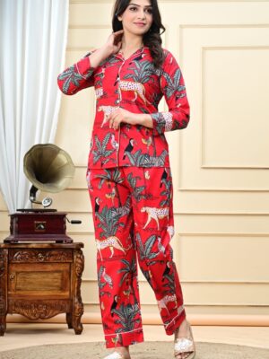Red jungle theme printed collar night suit